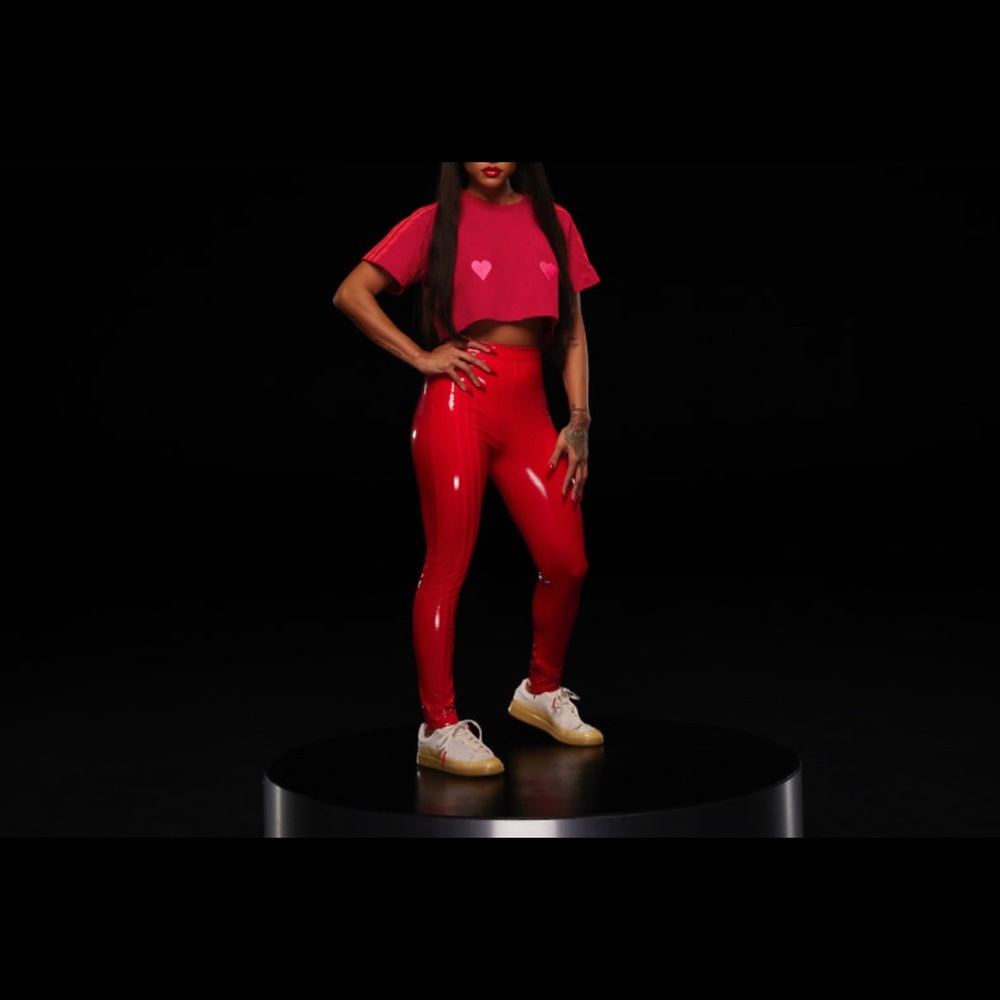 adidas IVY PARK Collection- GRAPHIC CROP TEE - Picture 4 of 10